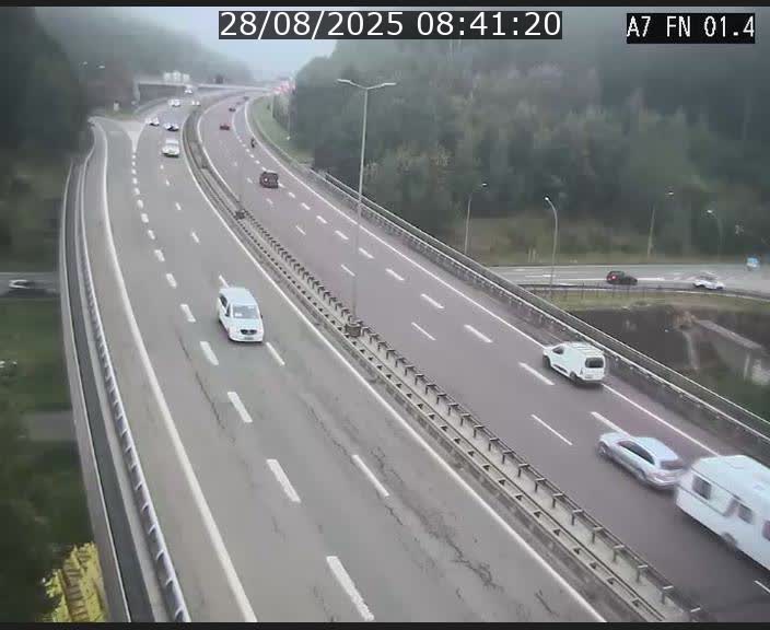 <h2>Caméra autoroute Luxembourg A7 - Tunnel Stafelter - direction Echangeur Grünewald</h2>