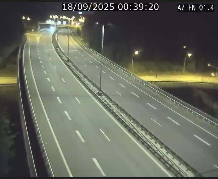 <h2>Caméra autoroute Luxembourg A7 - Tunnel Stafelter - direction Echangeur Grünewald</h2>