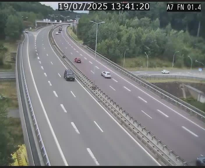 <h2>Caméra autoroute Luxembourg A7 - Tunnel Stafelter - direction Echangeur Grünewald</h2>