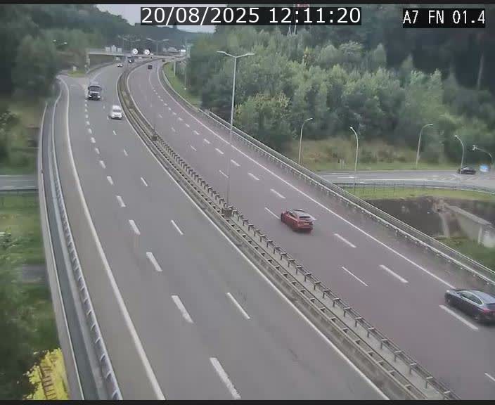 <h2>Caméra autoroute Luxembourg A7 - Tunnel Stafelter - direction Echangeur Grünewald</h2>