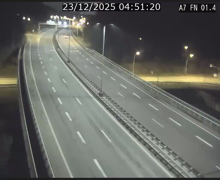 <h2>Caméra autoroute Luxembourg A7 - Tunnel Stafelter - direction Echangeur Grünewald</h2>