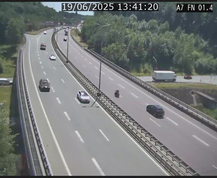 <h2>Caméra autoroute Luxembourg A7 - Tunnel Stafelter - direction Echangeur Grünewald</h2>