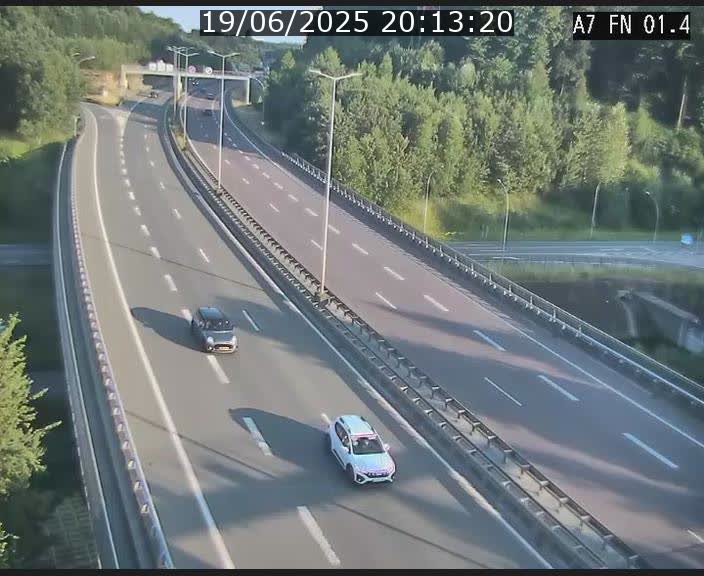 <h2>Caméra autoroute Luxembourg A7 - Tunnel Stafelter - direction Echangeur Grünewald</h2>
