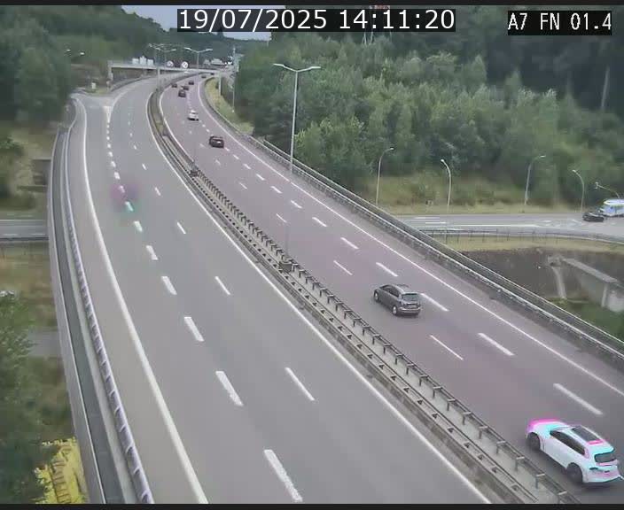 <h2>Caméra autoroute Luxembourg A7 - Tunnel Stafelter - direction Echangeur Grünewald</h2>