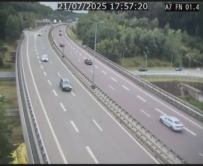 <h2>Caméra autoroute Luxembourg A7 - Tunnel Stafelter - direction Echangeur Grünewald</h2>
