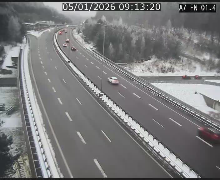 <h2>Caméra autoroute Luxembourg A7 - Tunnel Stafelter - direction Echangeur Grünewald</h2>