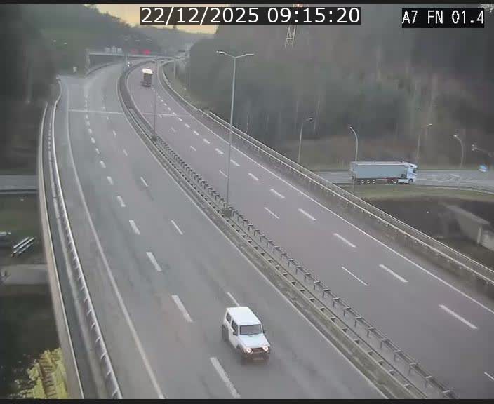 <h2>Caméra autoroute Luxembourg A7 - Tunnel Stafelter - direction Echangeur Grünewald</h2>
