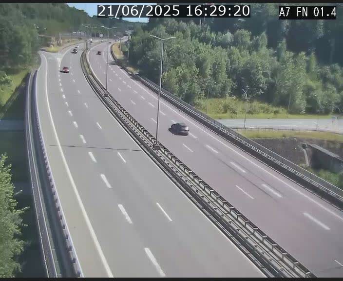 <h2>Caméra autoroute Luxembourg A7 - Tunnel Stafelter - direction Echangeur Grünewald</h2>