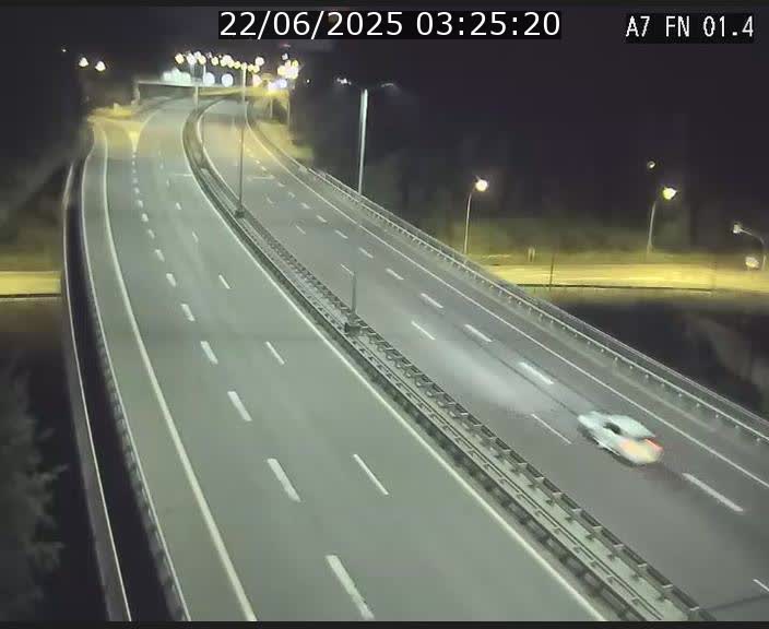 <h2>Caméra autoroute Luxembourg A7 - Tunnel Stafelter - direction Echangeur Grünewald</h2>