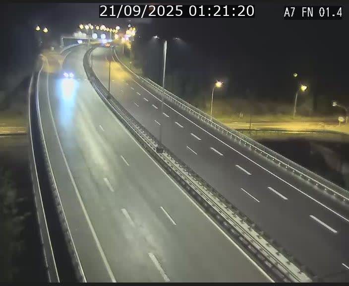 <h2>Caméra autoroute Luxembourg A7 - Tunnel Stafelter - direction Echangeur Grünewald</h2>
