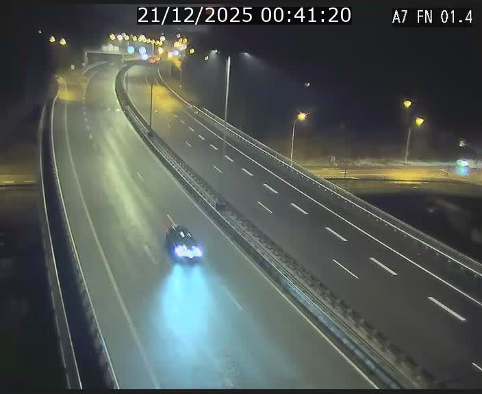 <h2>Caméra autoroute Luxembourg A7 - Tunnel Stafelter - direction Echangeur Grünewald</h2>