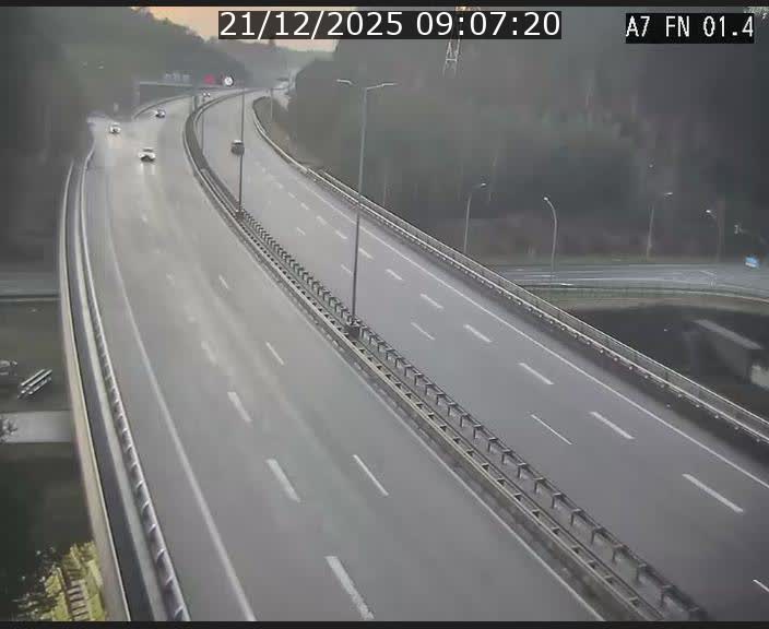 <h2>Caméra autoroute Luxembourg A7 - Tunnel Stafelter - direction Echangeur Grünewald</h2>
