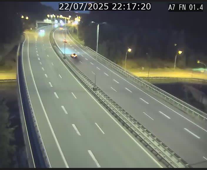 <h2>Caméra autoroute Luxembourg A7 - Tunnel Stafelter - direction Echangeur Grünewald</h2>