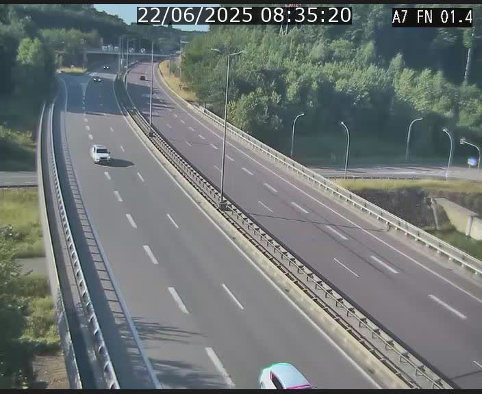 <h2>Caméra autoroute Luxembourg A7 - Tunnel Stafelter - direction Echangeur Grünewald</h2>