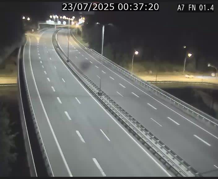 <h2>Caméra autoroute Luxembourg A7 - Tunnel Stafelter - direction Echangeur Grünewald</h2>