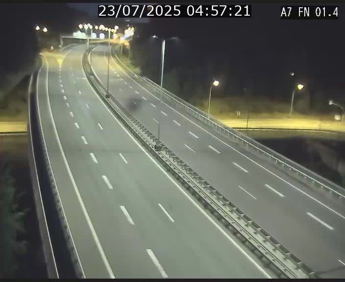 <h2>Caméra autoroute Luxembourg A7 - Tunnel Stafelter - direction Echangeur Grünewald</h2>