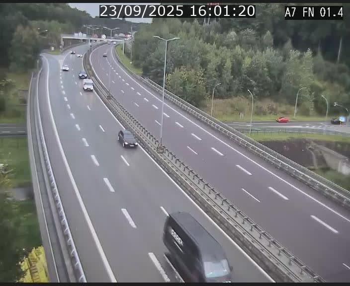 <h2>Caméra autoroute Luxembourg A7 - Tunnel Stafelter - direction Echangeur Grünewald</h2>