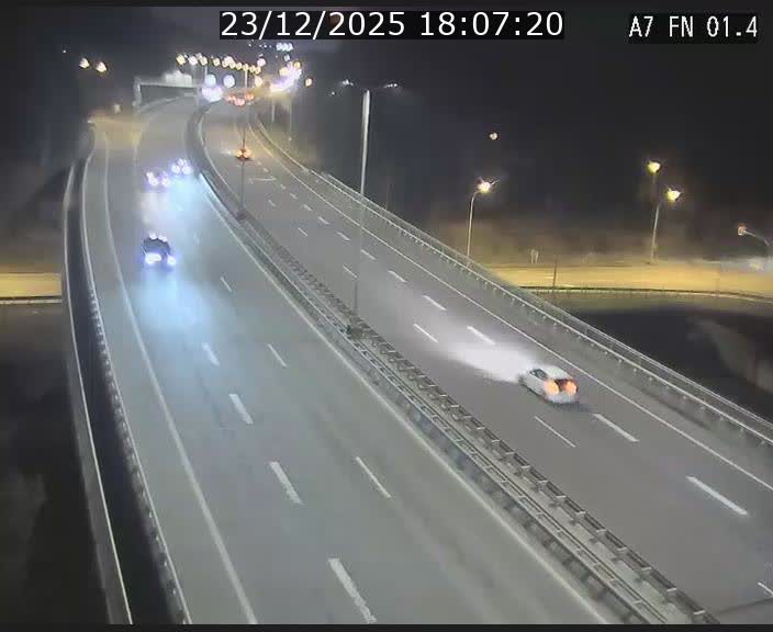<h2>Caméra autoroute Luxembourg A7 - Tunnel Stafelter - direction Echangeur Grünewald</h2>