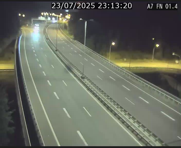 <h2>Caméra autoroute Luxembourg A7 - Tunnel Stafelter - direction Echangeur Grünewald</h2>