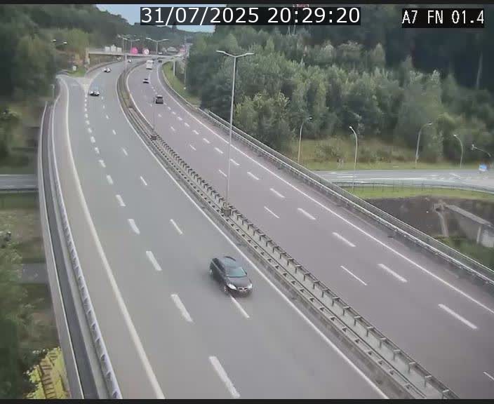 <h2>Caméra autoroute Luxembourg A7 - Tunnel Stafelter - direction Echangeur Grünewald</h2>
