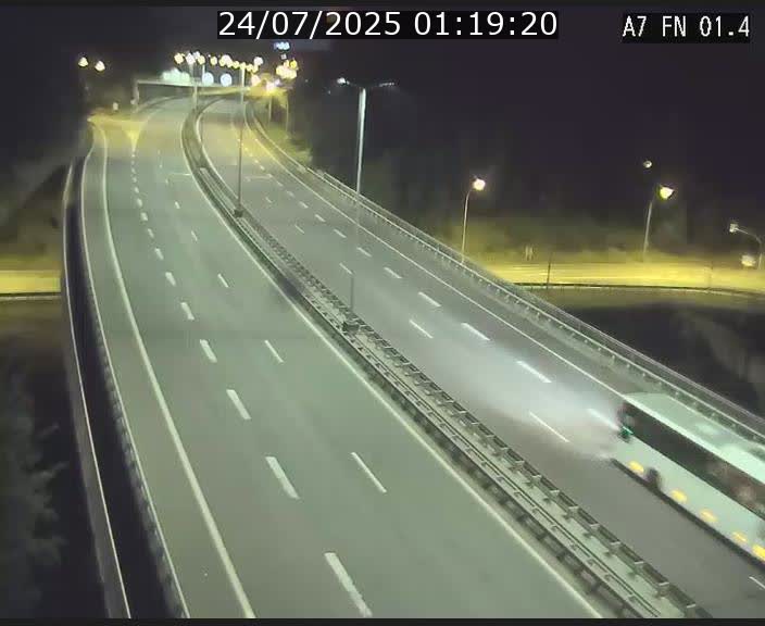 <h2>Caméra autoroute Luxembourg A7 - Tunnel Stafelter - direction Echangeur Grünewald</h2>
