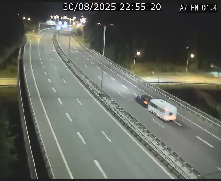 <h2>Caméra autoroute Luxembourg A7 - Tunnel Stafelter - direction Echangeur Grünewald</h2>