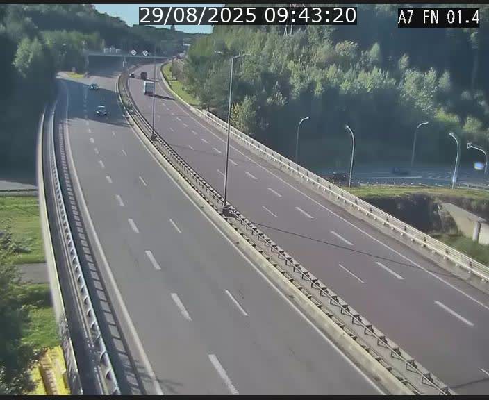 <h2>Caméra autoroute Luxembourg A7 - Tunnel Stafelter - direction Echangeur Grünewald</h2>