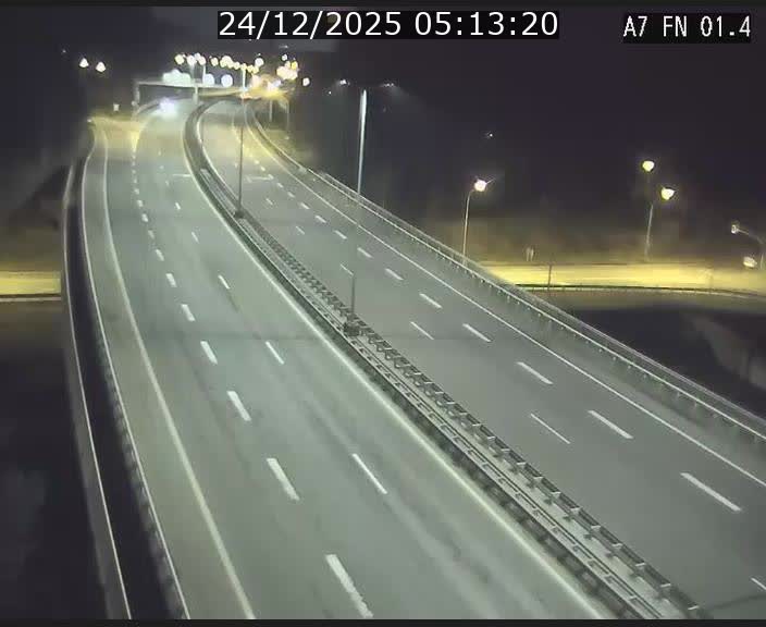 <h2>Caméra autoroute Luxembourg A7 - Tunnel Stafelter - direction Echangeur Grünewald</h2>