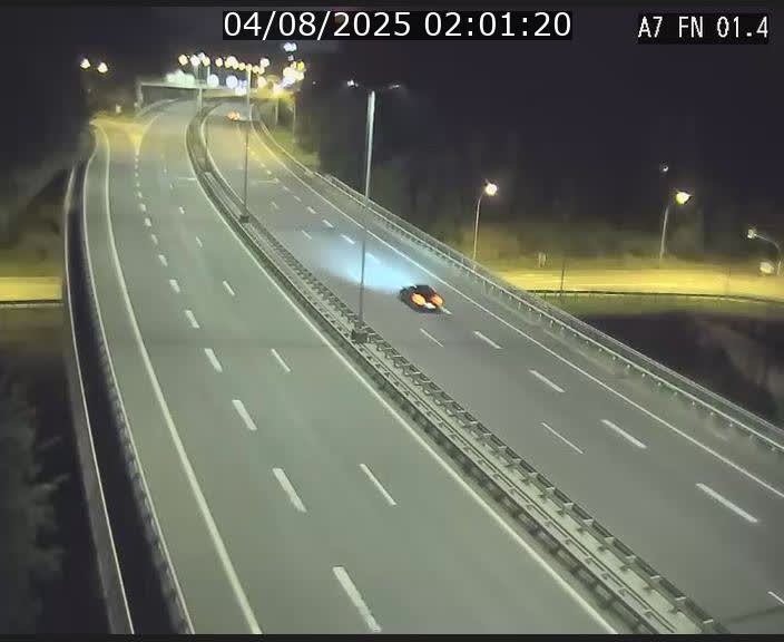 <h2>Caméra autoroute Luxembourg A7 - Tunnel Stafelter - direction Echangeur Grünewald</h2>