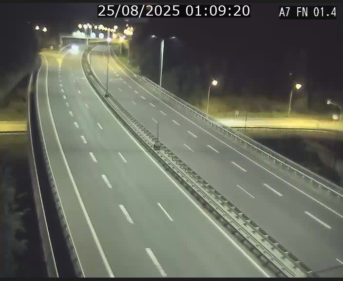<h2>Caméra autoroute Luxembourg A7 - Tunnel Stafelter - direction Echangeur Grünewald</h2>