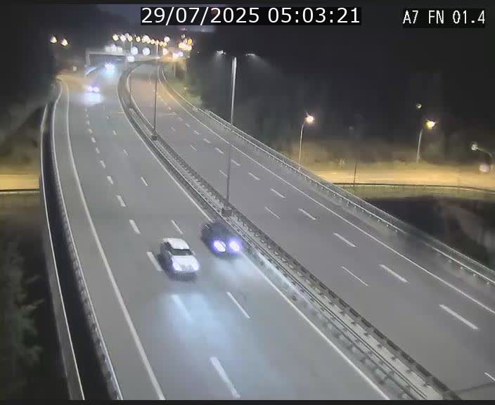 <h2>Caméra autoroute Luxembourg A7 - Tunnel Stafelter - direction Echangeur Grünewald</h2>