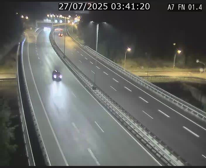 <h2>Caméra autoroute Luxembourg A7 - Tunnel Stafelter - direction Echangeur Grünewald</h2>