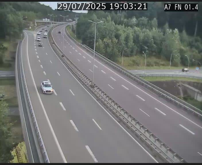 <h2>Caméra autoroute Luxembourg A7 - Tunnel Stafelter - direction Echangeur Grünewald</h2>