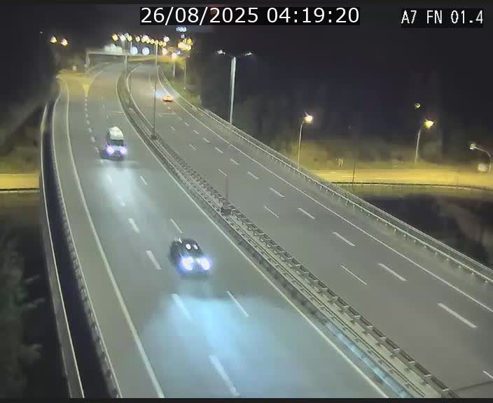 <h2>Caméra autoroute Luxembourg A7 - Tunnel Stafelter - direction Echangeur Grünewald</h2>