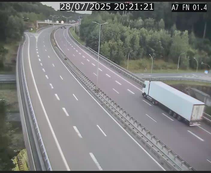 <h2>Caméra autoroute Luxembourg A7 - Tunnel Stafelter - direction Echangeur Grünewald</h2>