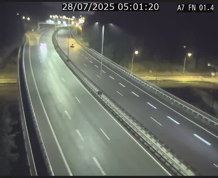 <h2>Caméra autoroute Luxembourg A7 - Tunnel Stafelter - direction Echangeur Grünewald</h2>