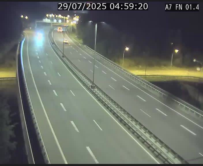 <h2>Caméra autoroute Luxembourg A7 - Tunnel Stafelter - direction Echangeur Grünewald</h2>