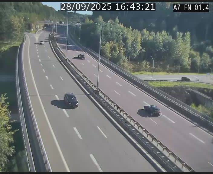 <h2>Caméra autoroute Luxembourg A7 - Tunnel Stafelter - direction Echangeur Grünewald</h2>