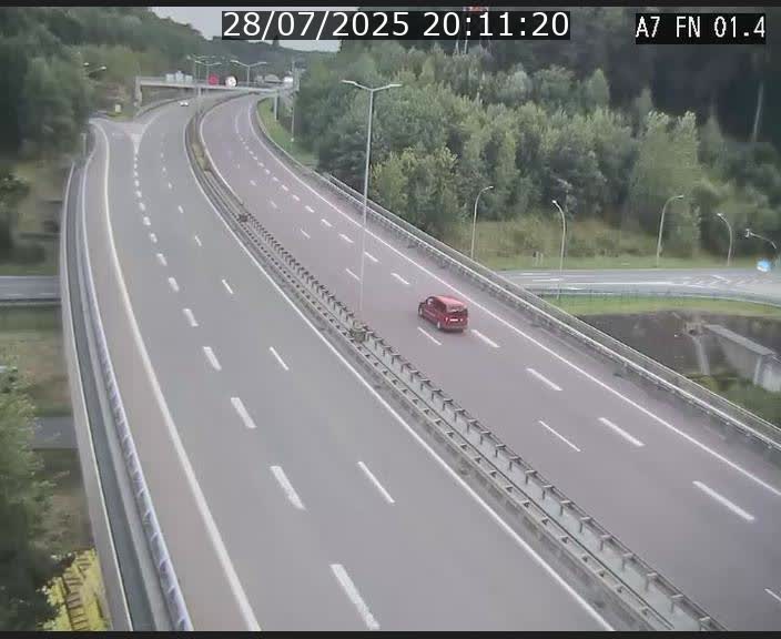 <h2>Caméra autoroute Luxembourg A7 - Tunnel Stafelter - direction Echangeur Grünewald</h2>