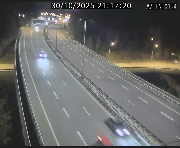 <h2>Caméra autoroute Luxembourg A7 - Tunnel Stafelter - direction Echangeur Grünewald</h2>