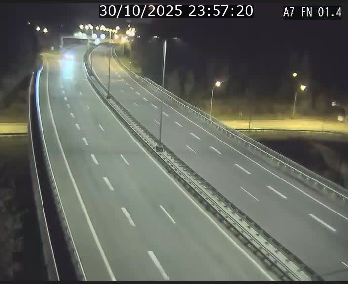 <h2>Caméra autoroute Luxembourg A7 - Tunnel Stafelter - direction Echangeur Grünewald</h2>