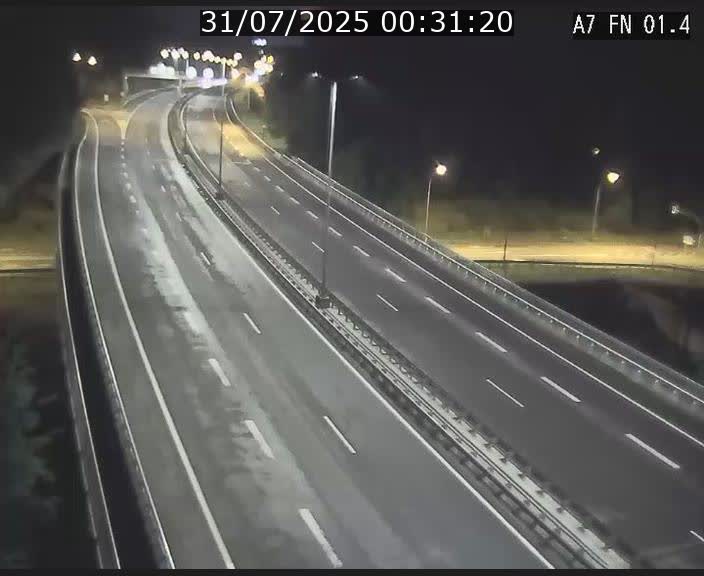<h2>Caméra autoroute Luxembourg A7 - Tunnel Stafelter - direction Echangeur Grünewald</h2>