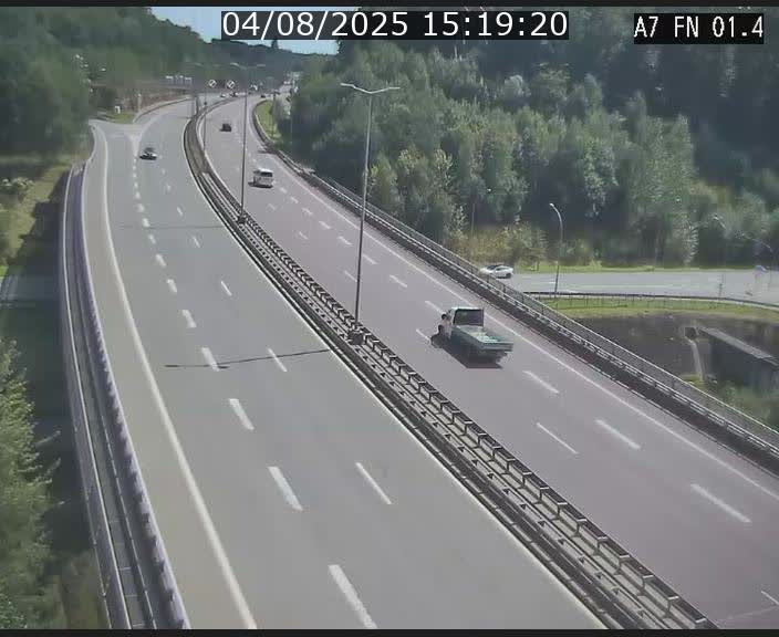 <h2>Caméra autoroute Luxembourg A7 - Tunnel Stafelter - direction Echangeur Grünewald</h2>