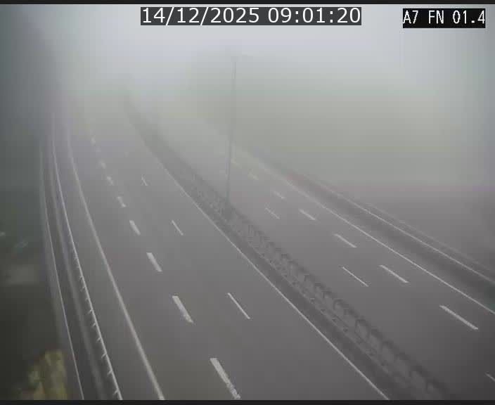 <h2>Caméra autoroute Luxembourg A7 - Tunnel Stafelter - direction Echangeur Grünewald</h2>