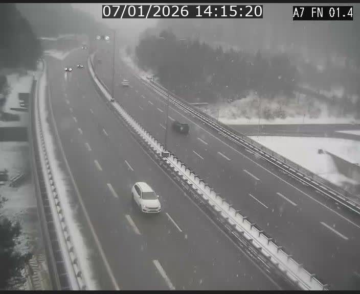 <h2>Caméra autoroute Luxembourg A7 - Tunnel Stafelter - direction Echangeur Grünewald</h2>