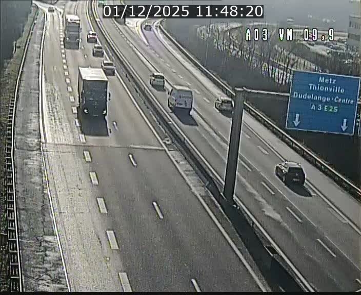 <h2>Webcam Autoroute à la Croix de Bettembourg - A3 - BK 9.9 - direction France</h2>