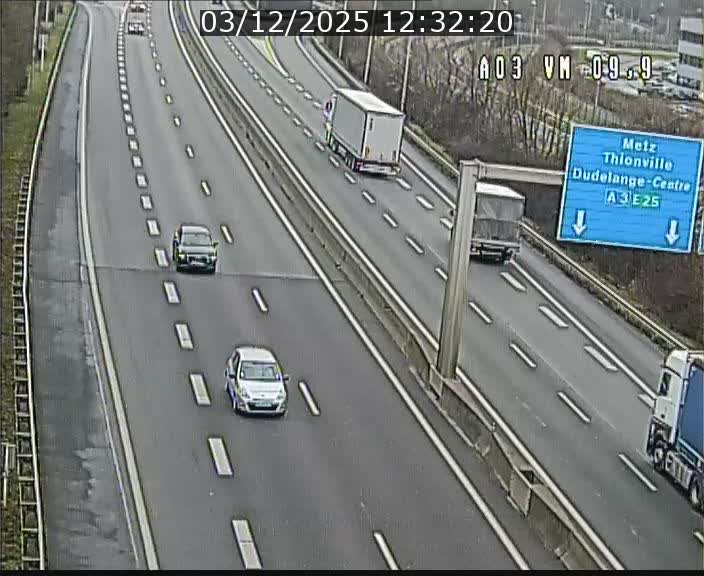 <h2>Webcam Autoroute à la Croix de Bettembourg - A3 - BK 9.9 - direction France</h2>