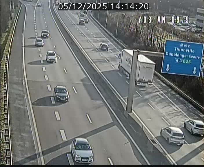 <h2>Webcam Autoroute à la Croix de Bettembourg - A3 - BK 9.9 - direction France</h2>