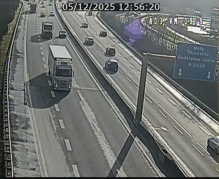 <h2>Webcam Autoroute à la Croix de Bettembourg - A3 - BK 9.9 - direction France</h2>