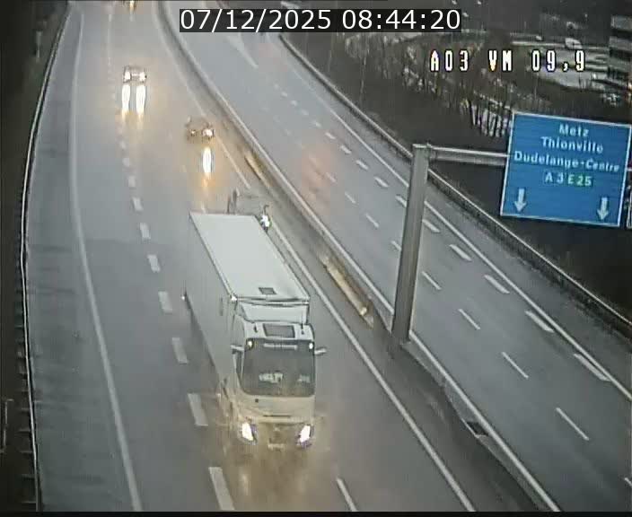 <h2>Webcam Autoroute à la Croix de Bettembourg - A3 - BK 9.9 - direction France</h2>